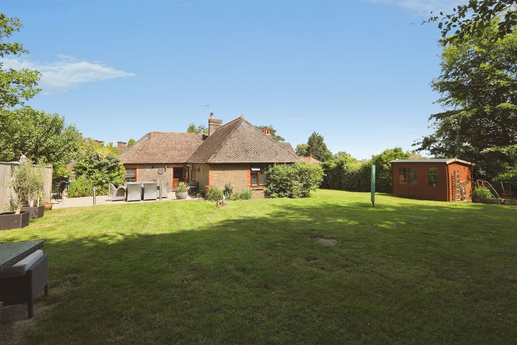 Property photo 2 of 18