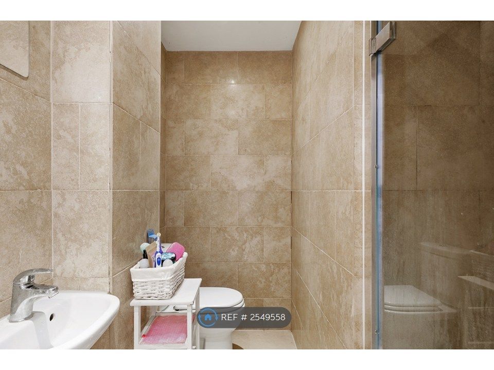 Property photo 2 of 3