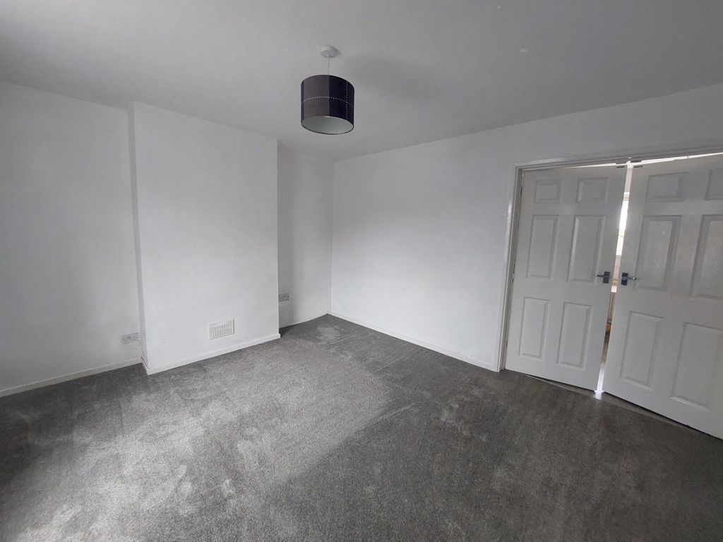 Property photo 1 of 15 Charming 2 Bedroom Terraced For Rent