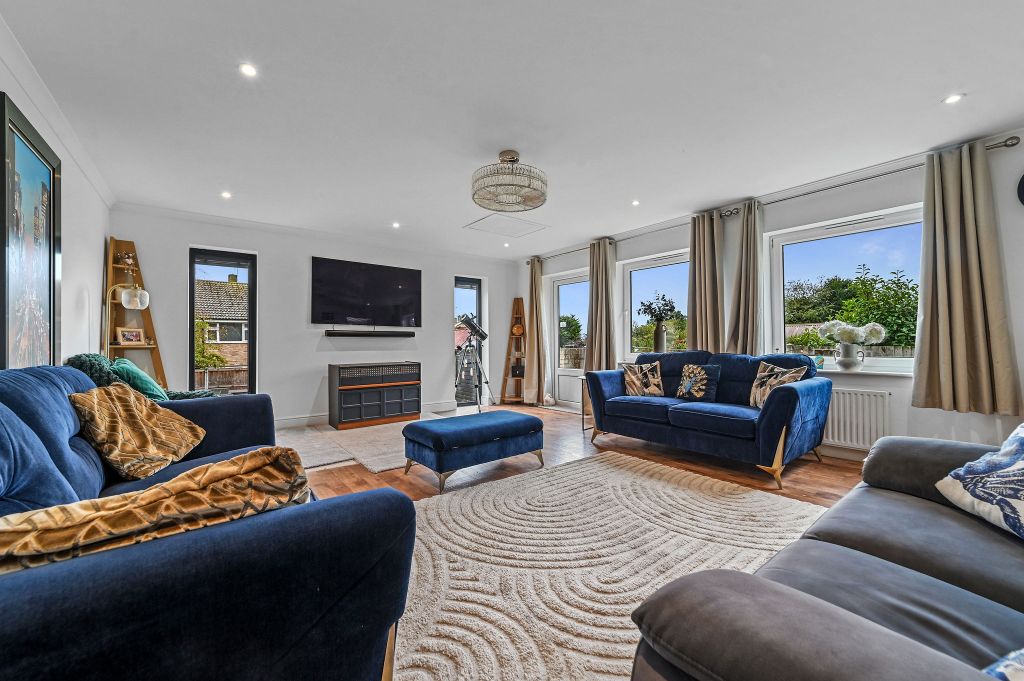 Property photo 2 of 35 Pt-Ja-75Mellroad-22