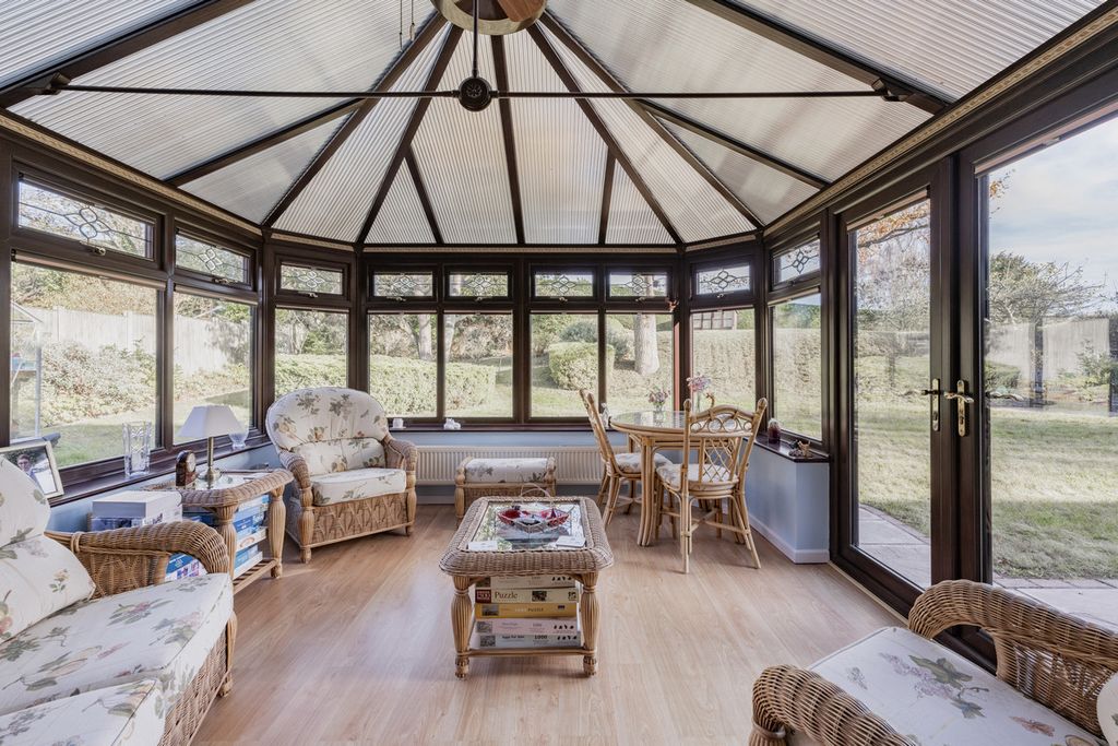 Property photo 3 of 24