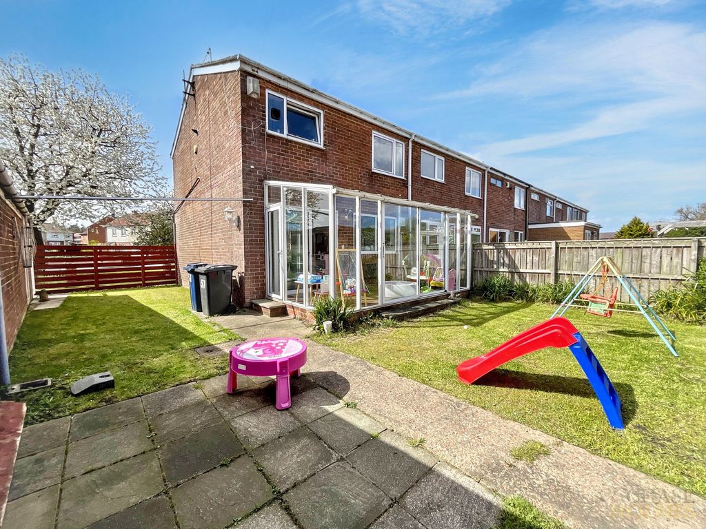 Property photo 3 of 24