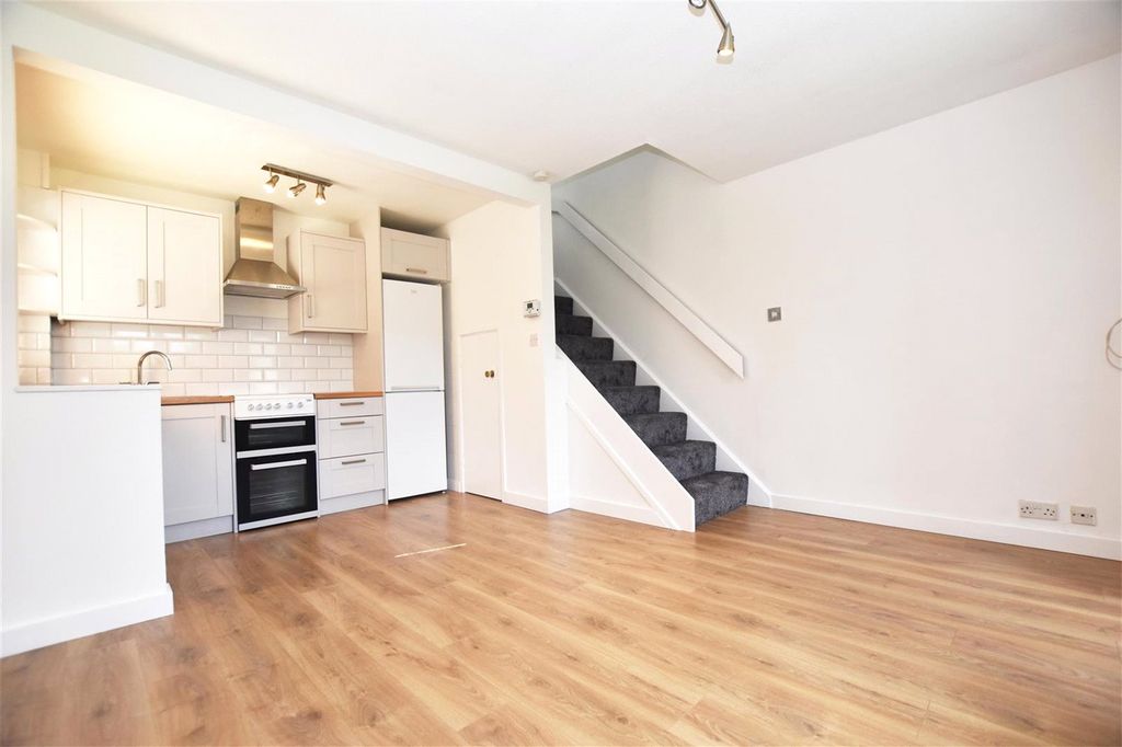 Property photo 2 of 7 Picture No. 03