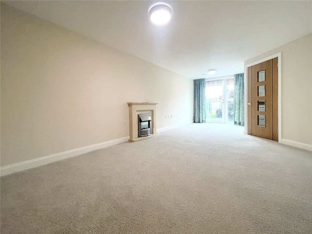 Property photo 2 of 15 Picture No. 19