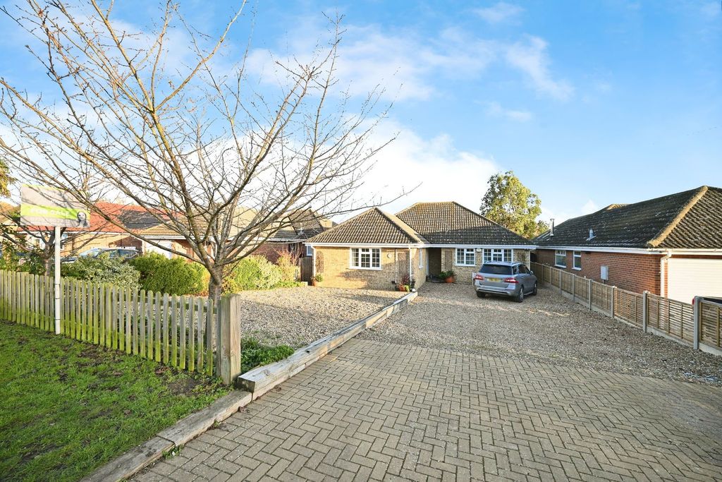 Property photo 1 of 26