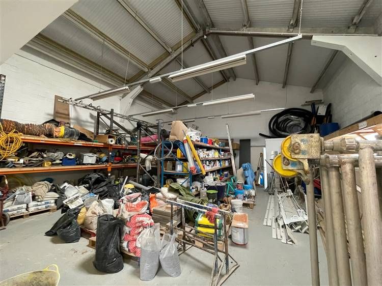 Property photo 3 of 12