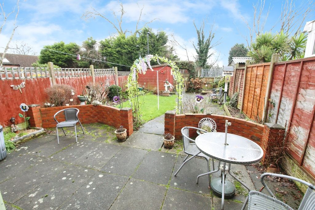 Property photo 2 of 9 Picture No. 05