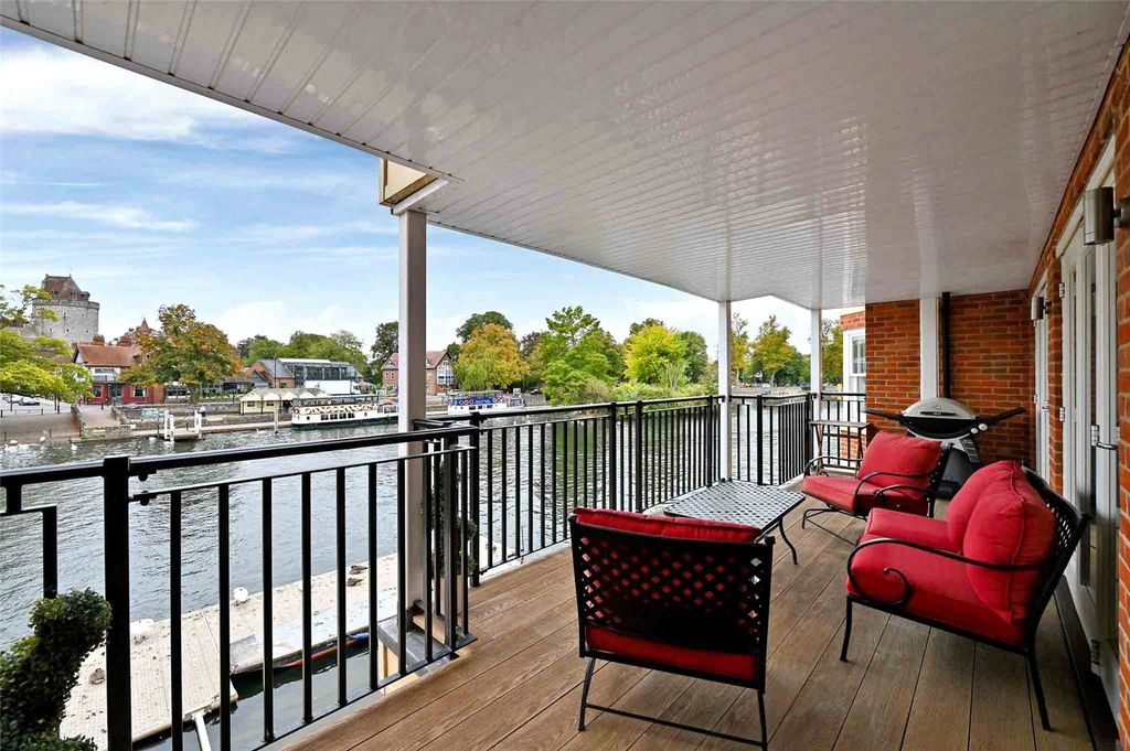 Additional image 12 of 3 bed flat for saleBrocas Street, Eton, Windsor, Berkshire SL4