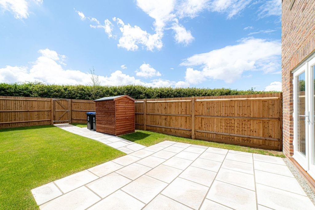 Property photo 2 of 15 Picture 2