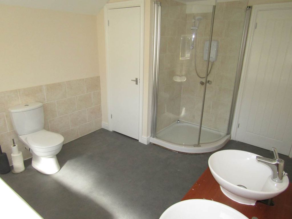 Property photo 2 of 16 3