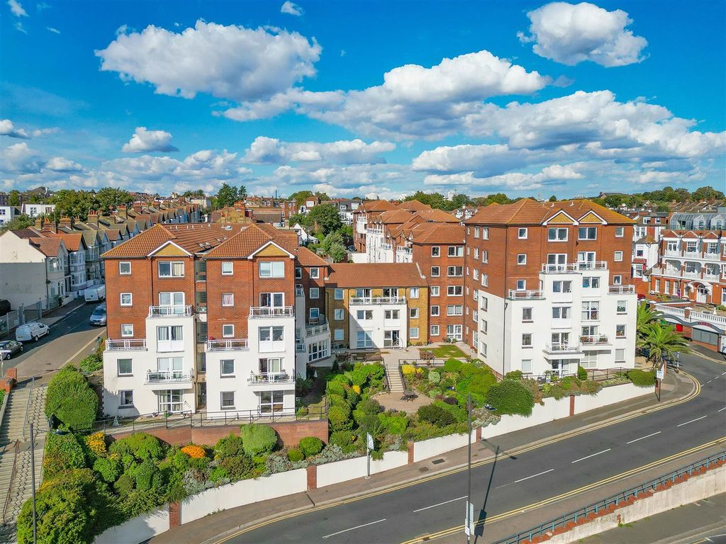 Property photo 1 of 21 Front Image