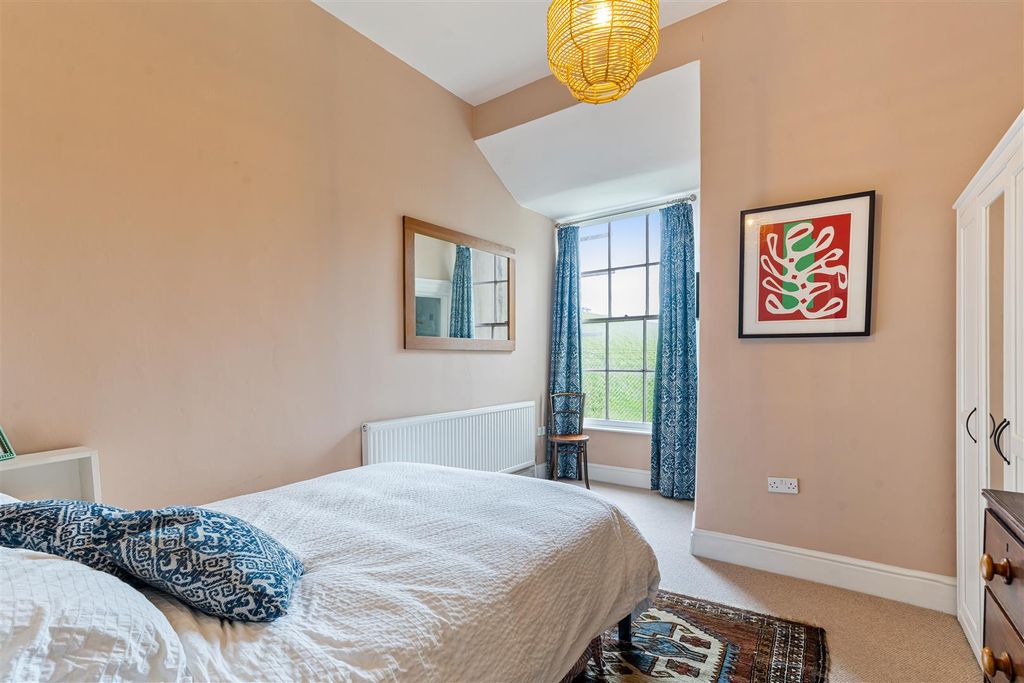 Property photo 2 of 14 Dsc00808.Jpg