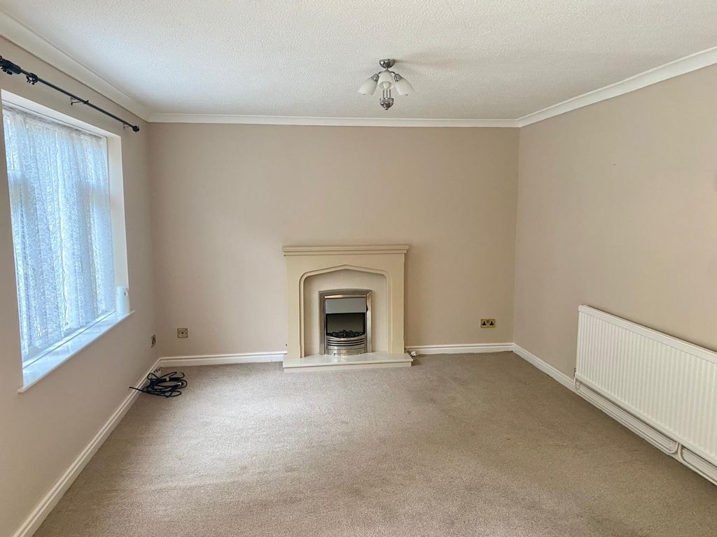 Property photo 3 of 10 790962