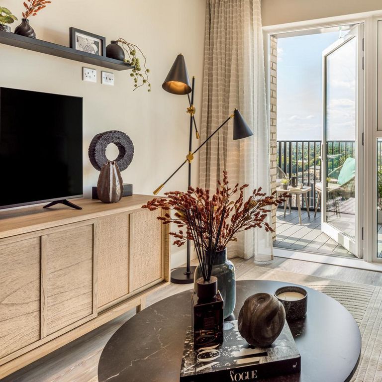 Property photo 3 of 18