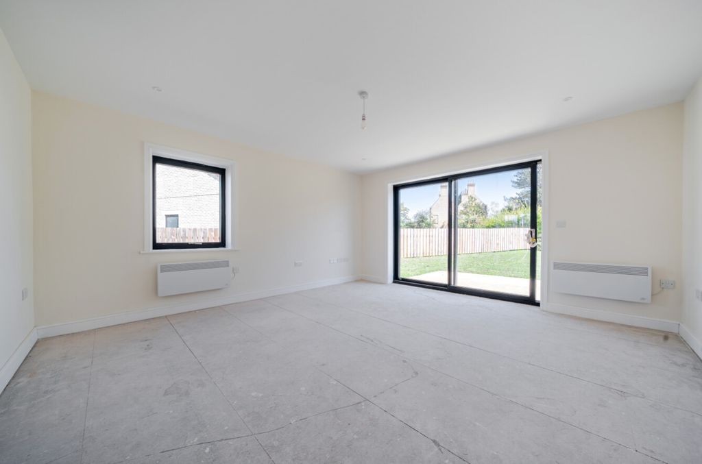 Property photo 3 of 16 1513575-7-1A05d673d0A14