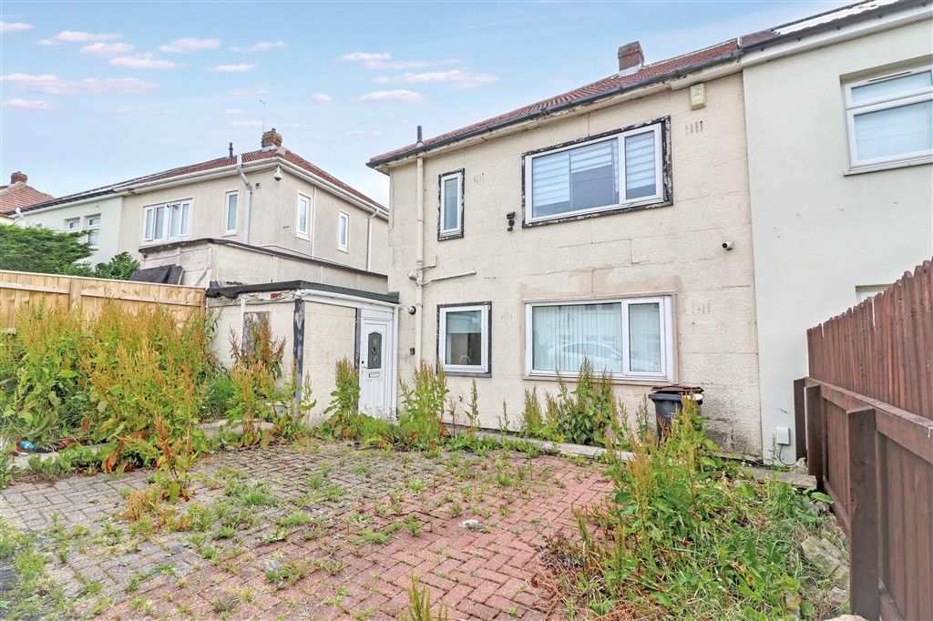 Property photo 1 of 5