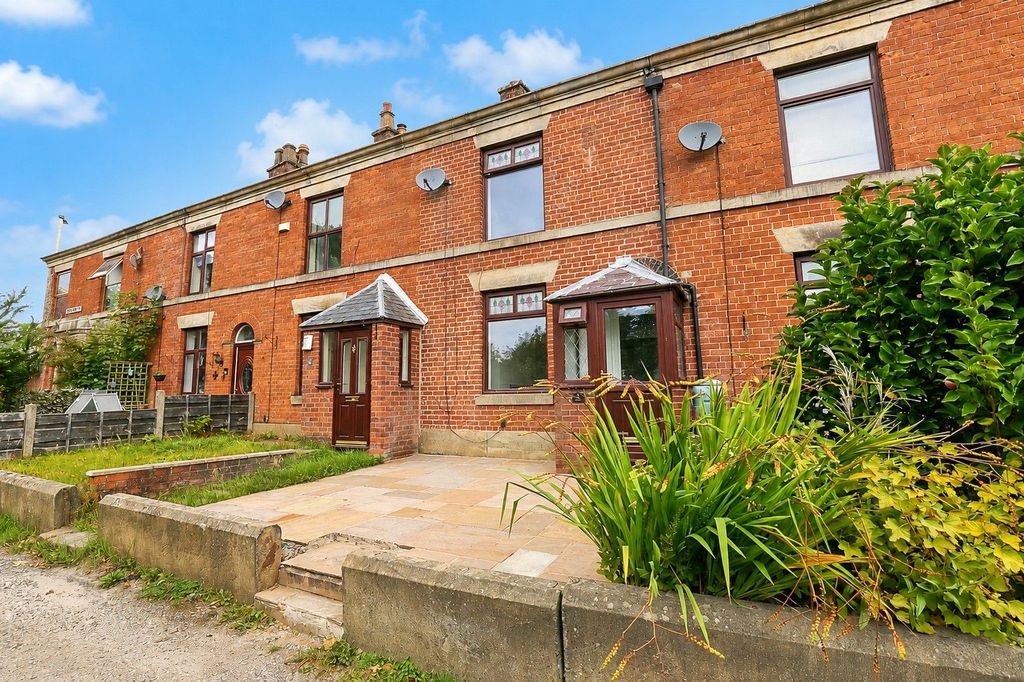 Property photo 1 of 30