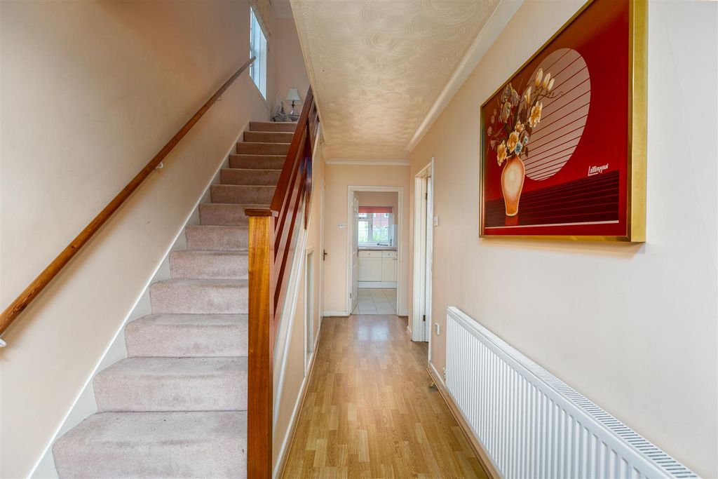 Property photo 3 of 21 Cz0A0072-Edit.Jpg