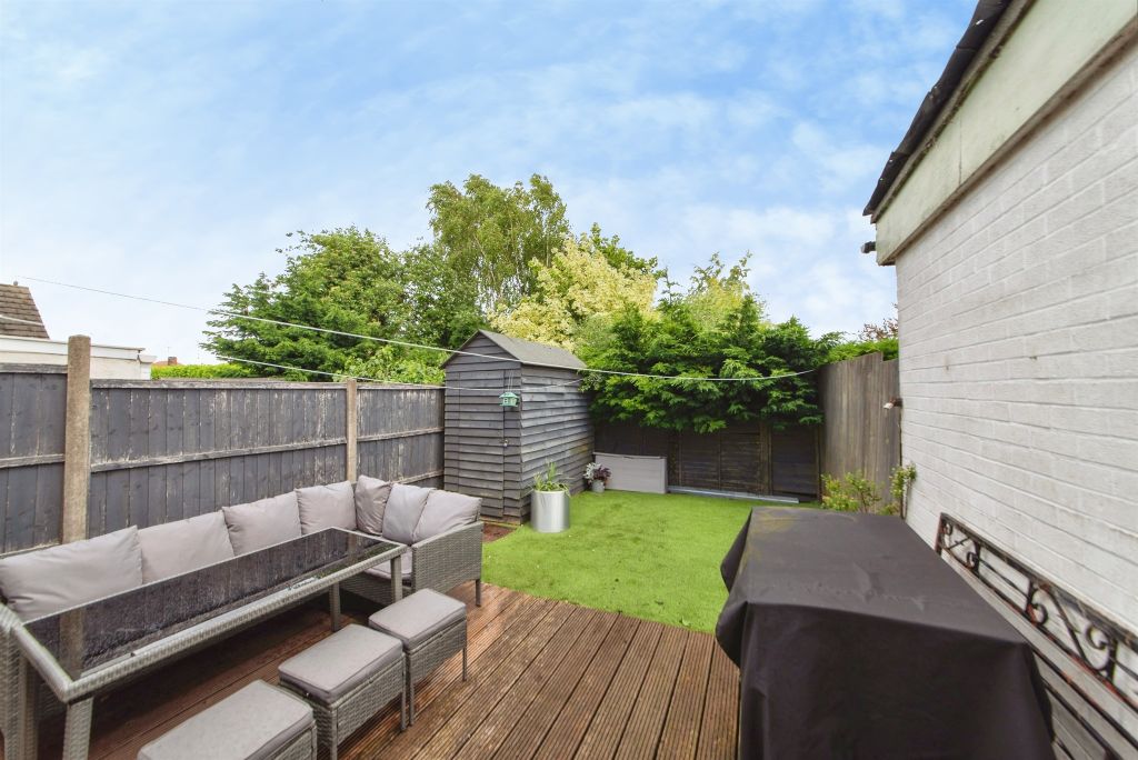 Property photo 2 of 16