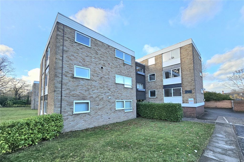 Property photo 1 of 9 Picture No. 08