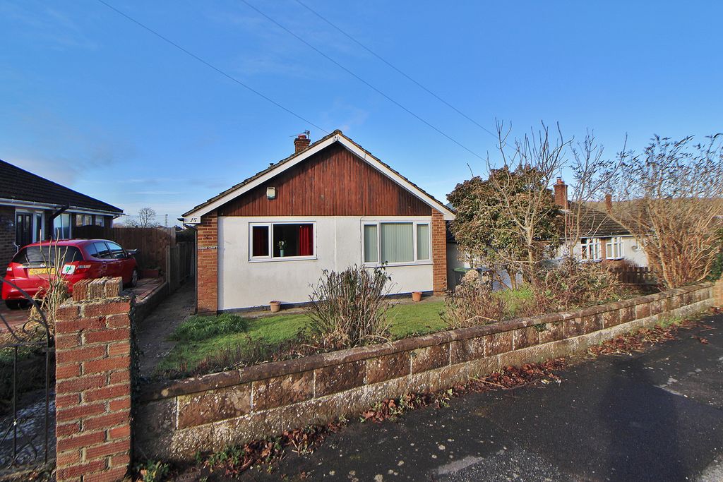 Property photo 1 of 11