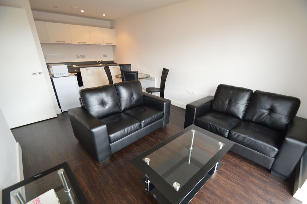 Property photo 2 of 9 Lounge