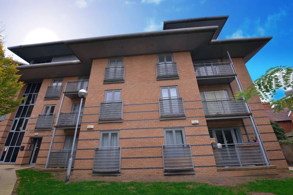 Property photo 2 of 10