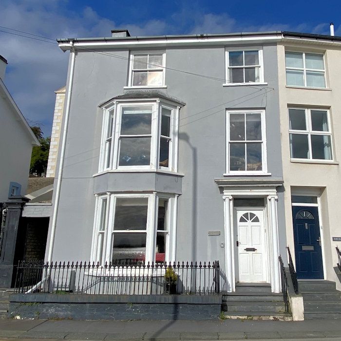Property photo 2 of 36
