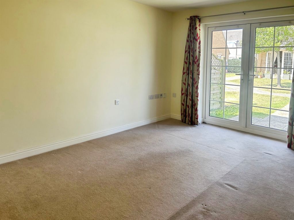 Property photo 3 of 11