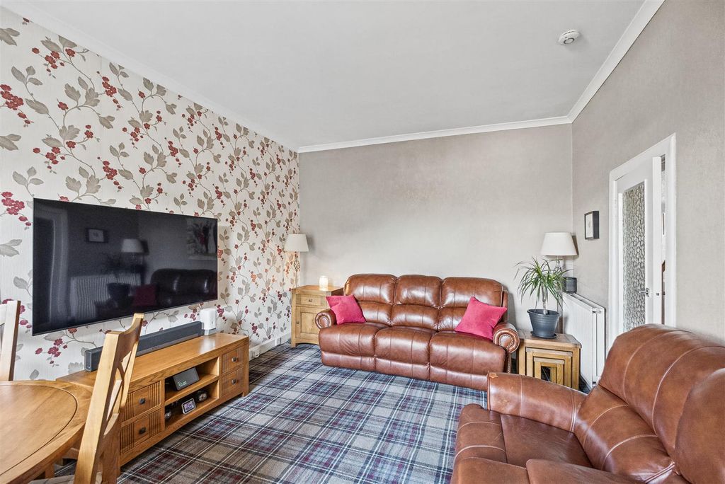 Property photo 3 of 24 Reid Street-11.Jpg