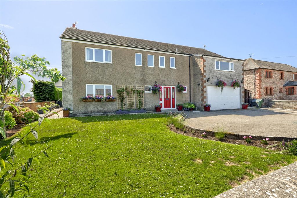 Property photo 1 of 48 Snowdrop House