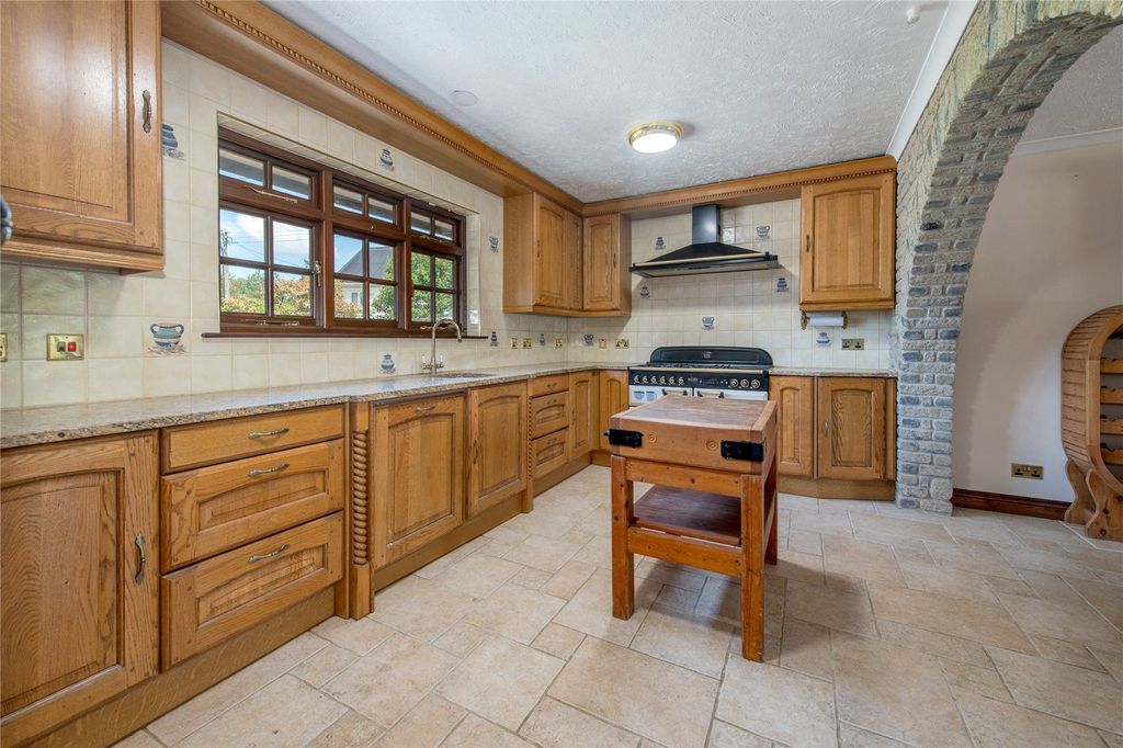 Property photo 3 of 28 Picture No. 09