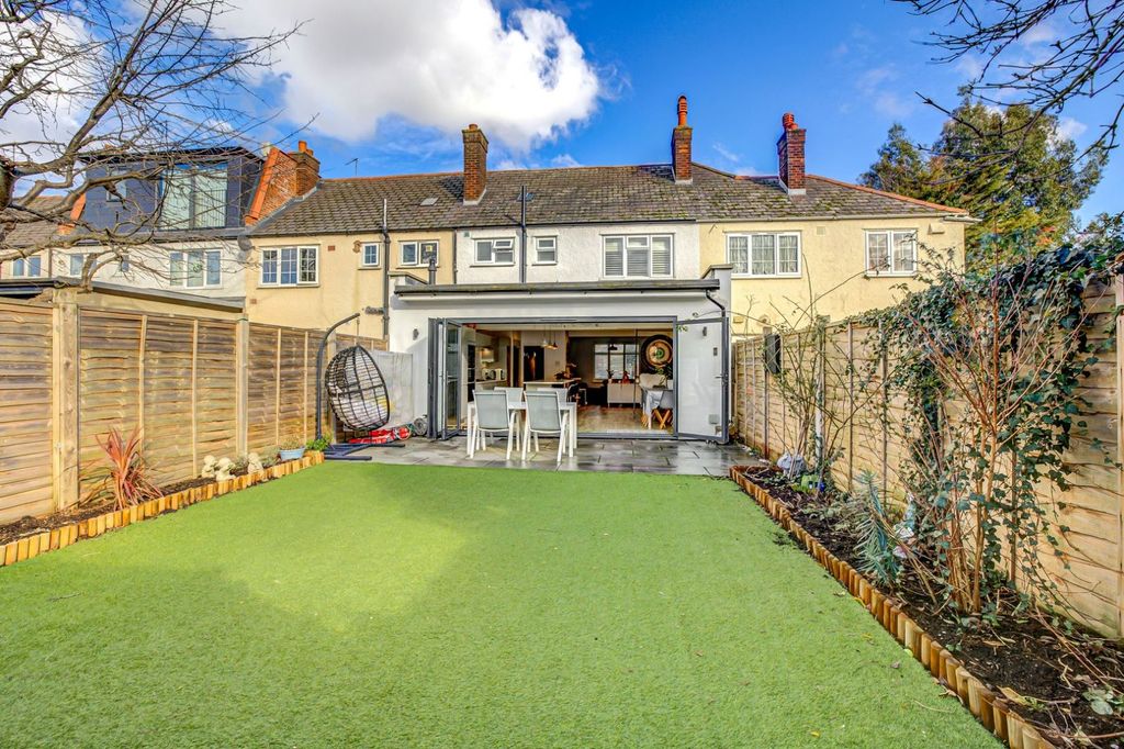 Property photo 2 of 7 Picture No. 45