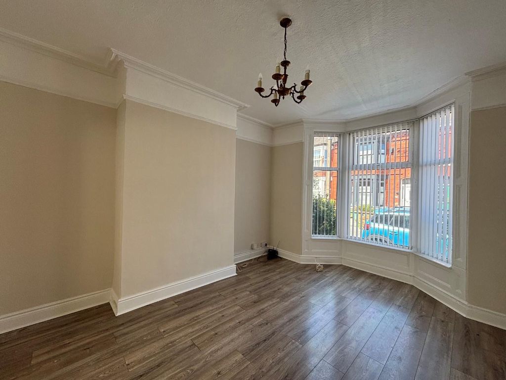 Property photo 3 of 12 3.Jpg