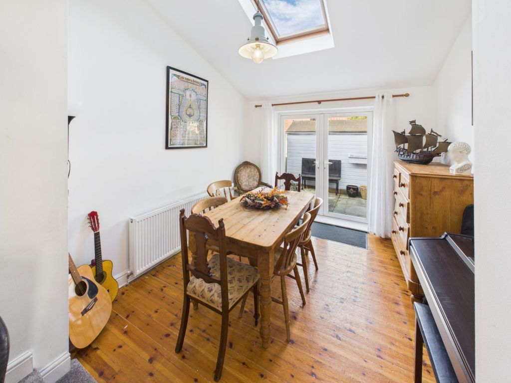 Property photo 3 of 24