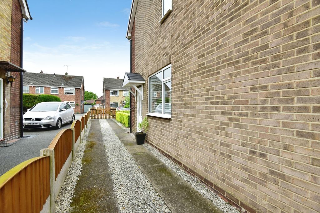 Property photo 3 of 19 Pbox-Img.Jpg