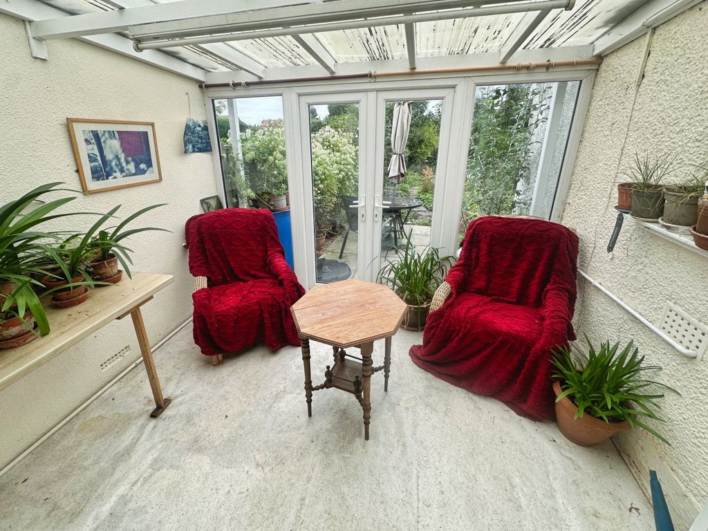 Property photo 3 of 14 Garden Room