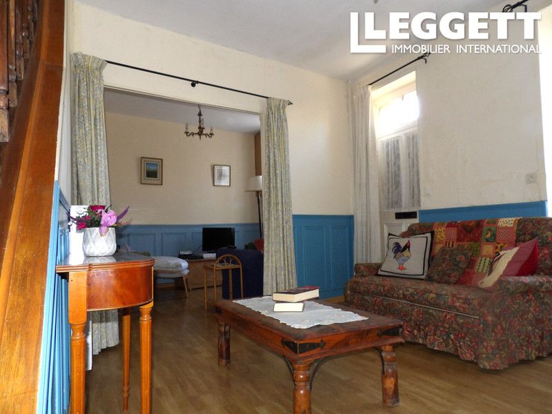 Property photo 3 of 10