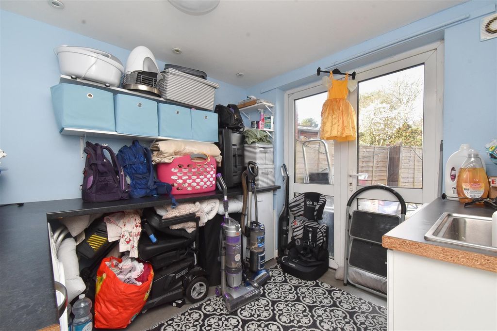 Additional image 21 of 4 bed detached bungalow for saleMoscow Road, Hastings TN35
