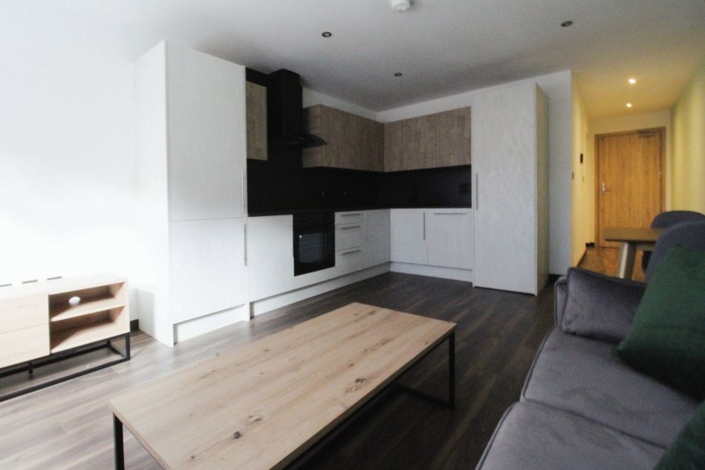 Property photo 3 of 10 Picture No. 06