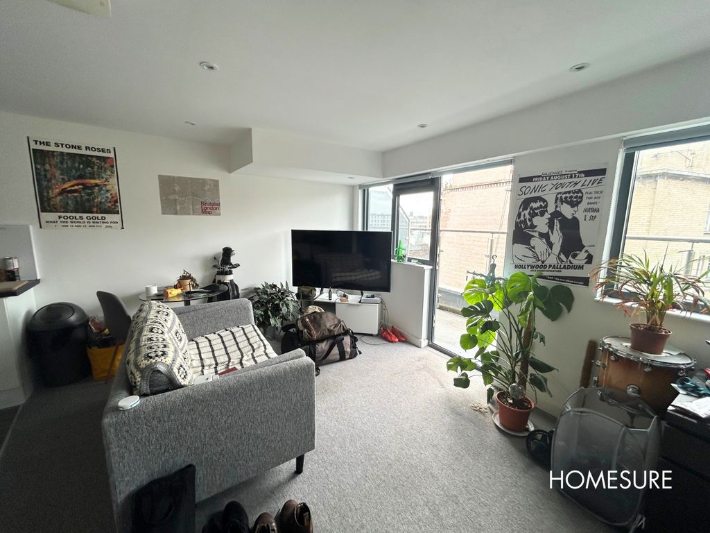 Property photo 1 of 7 Picture No. 11