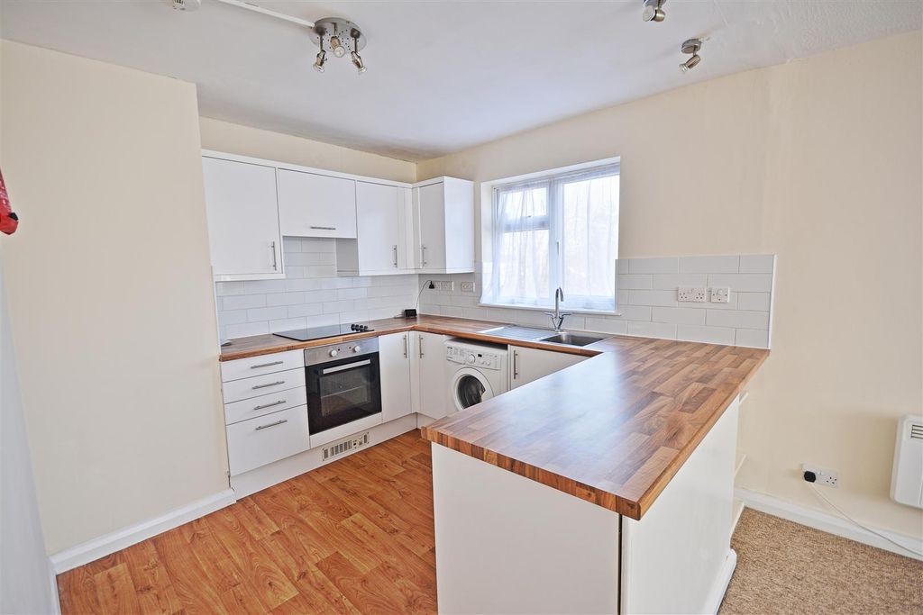 Property photo 3 of 6 5.Jpg