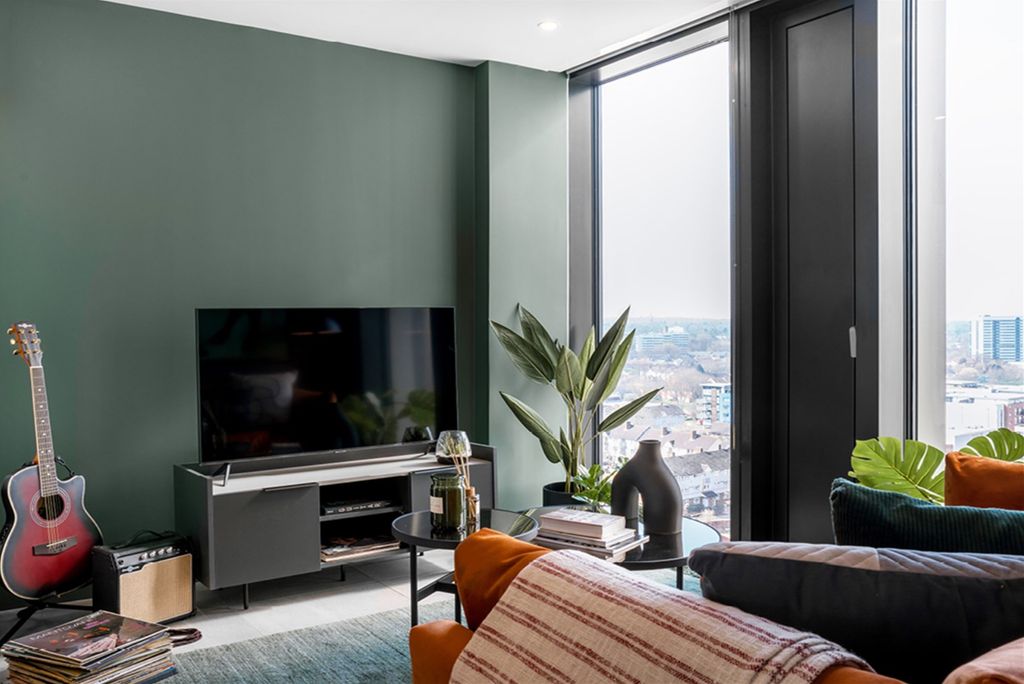 Property photo 3 of 16