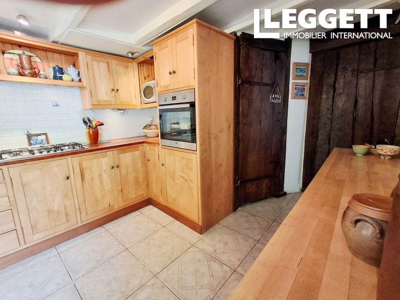 Property photo 3 of 10