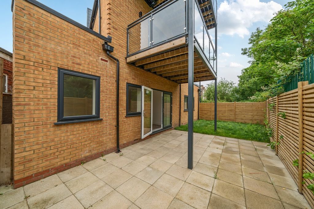 Property photo 2 of 10 Picture No. 06