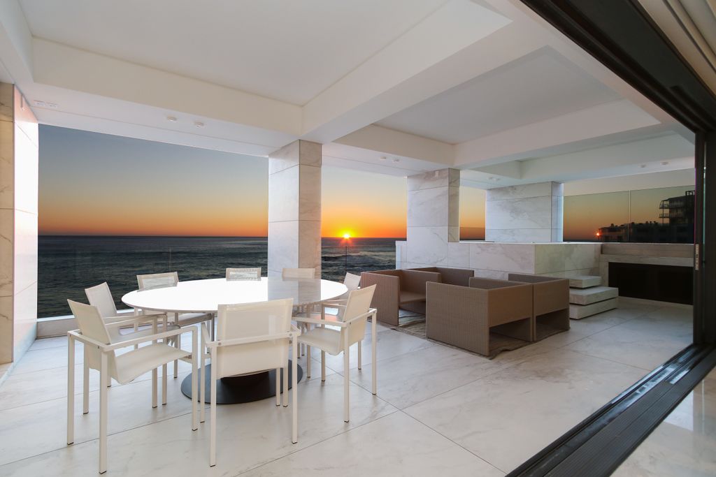 Property photo 1 of 36 Terrace With View