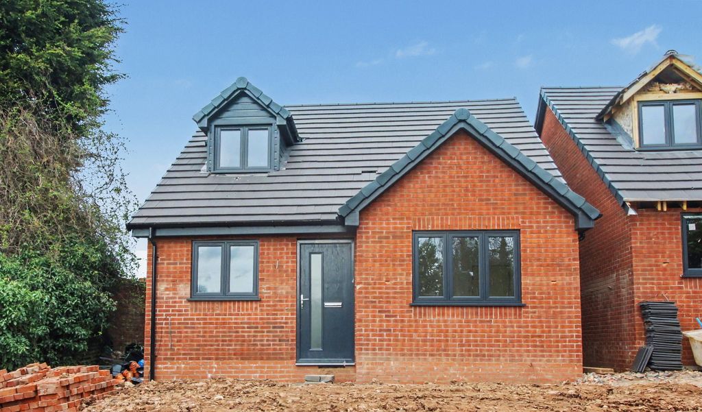 Property photo 1 of 27