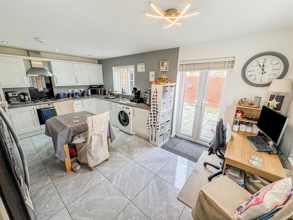 Property photo 3 of 29 Img_1092.Jpg