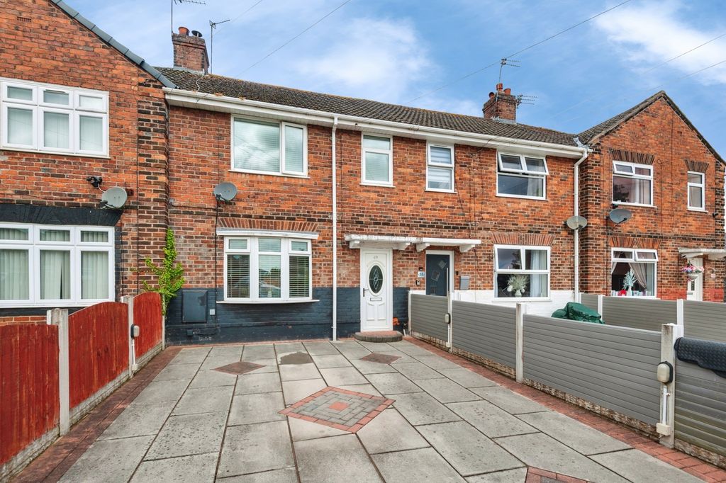 Property photo 1 of 17 Pbox-Img.Jpg