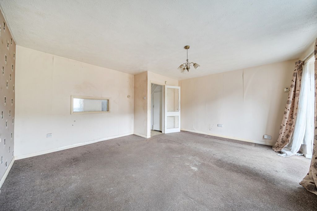 Property photo 2 of 13 1419505-6-699883F...